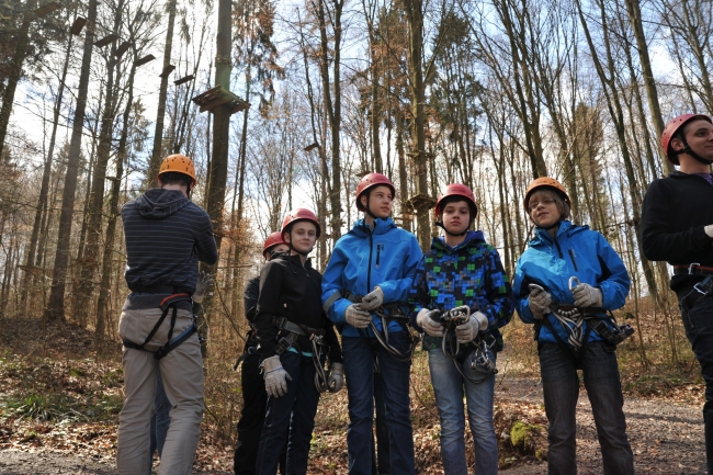 Bild »DSA_1115.JPG« aus der Galerie »LFV Jugend: Klettergarten Kenzingen«