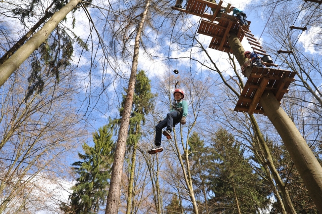 Bild »DSA_1399.JPG« aus der Galerie »LFV Jugend: Klettergarten Kenzingen«