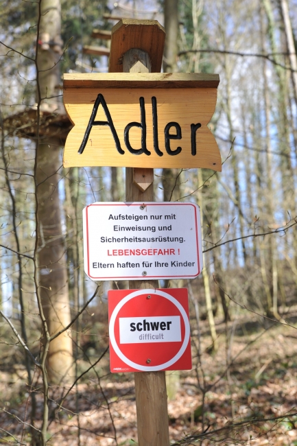 Bild »DSA_1653.JPG« aus der Galerie »LFV Jugend: Klettergarten Kenzingen«