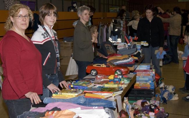 Bild »Kinderflohmarkt2.jpg« aus der Galerie »Kinderflohmarkt«