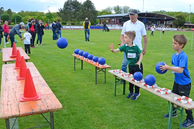 Bild »GAB_8274_web.jpg« aus der Galerie »Kindermehrkämpfe um den Sparkassen-Cup«