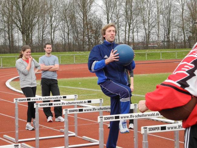 Bild »DSCN0068.JPG« aus der Galerie »Lehrgang Sprint und Hürdensprint«