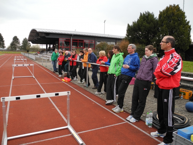 Bild »DSCN0183.JPG« aus der Galerie »Lehrgang Sprint und Hürdensprint«