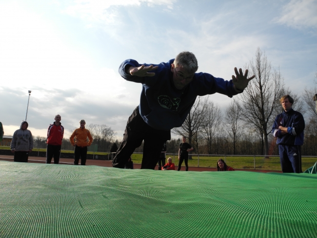 Bild »DSCN0218.JPG« aus der Galerie »Lehrgang Sprint und Hürdensprint«