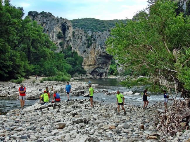 Bild »MaraArd11_072.jpg« aus der Galerie »Marathonis erkunden die Ardèche«