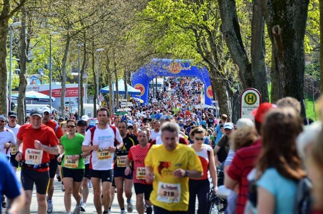 Bild »DSC_0183_web.jpg« aus der Galerie »Marathonis beim Freiburg-Marathon«