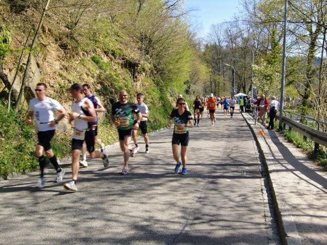 Bild »xDreisam02.jpg« aus der Galerie »Marathonis beim Freiburg-Marathon«