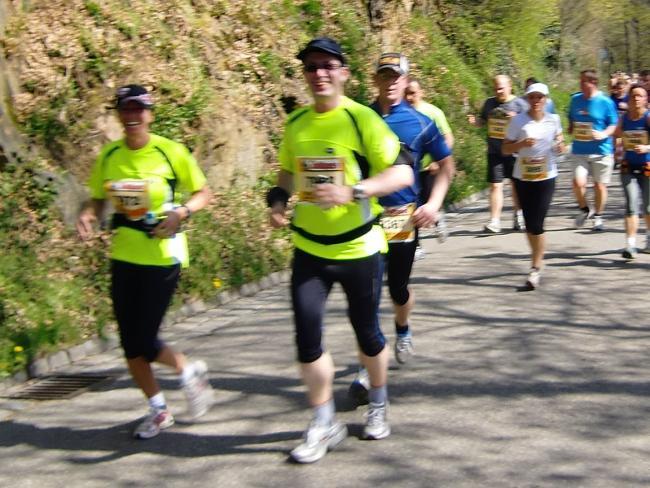 Bild »xDreisam18.jpg« aus der Galerie »Marathonis beim Freiburg-Marathon«