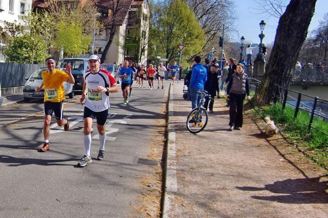 Bild »FreiburgMarathon2012_02.jpg« aus der Galerie »Marathonis beim Freiburg-Marathon«