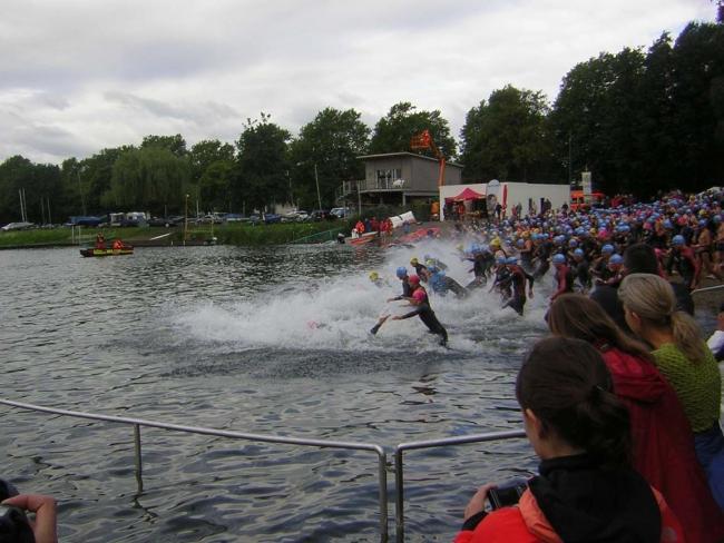 Bild »TriathlonOffenburg04.jpg« aus der Galerie »LFV-Sportler beim Offenburger Triathlon«