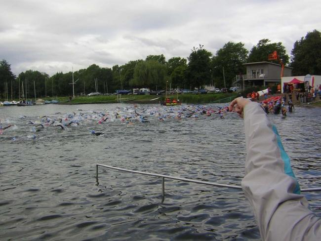 Bild »TriathlonOffenburg05.jpg« aus der Galerie »LFV-Sportler beim Offenburger Triathlon«