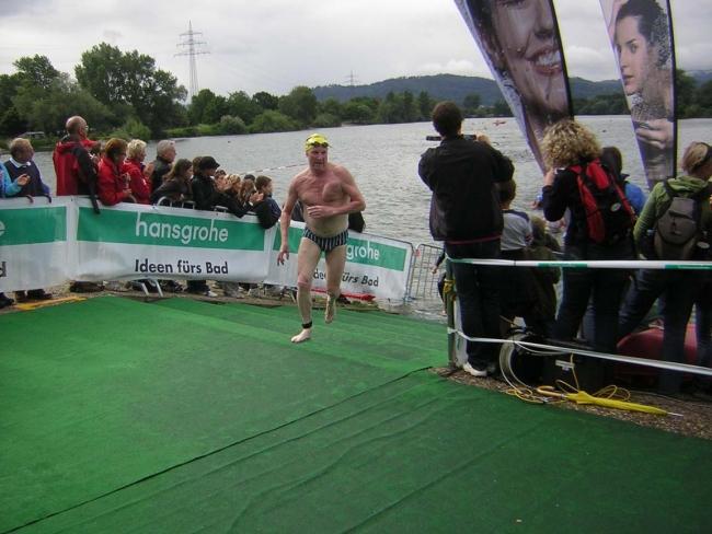 Bild »TriathlonOffenburg06.jpg« aus der Galerie »LFV-Sportler beim Offenburger Triathlon«