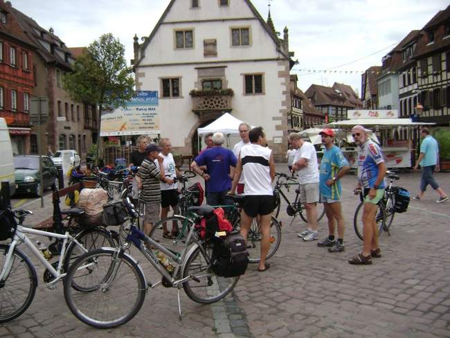 Bild »SeniorAdventureTour2010_030.JPG« aus der Galerie »(Senior Adventure) Tour de France«