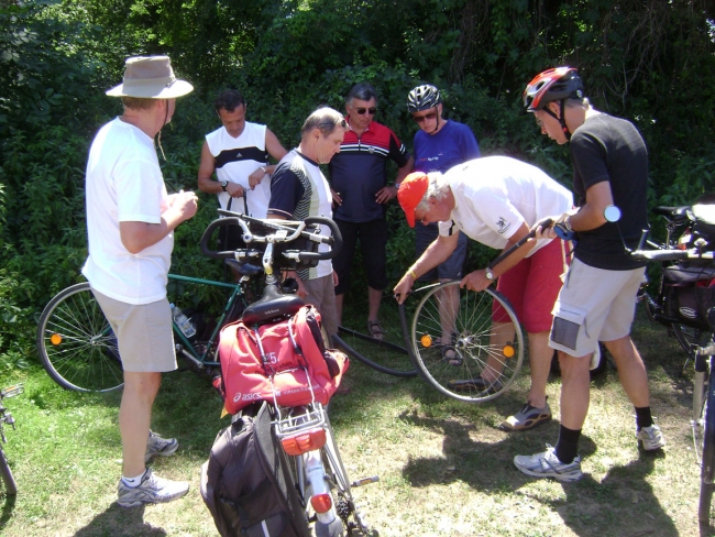 Bild »SeniorAdventureTour2010_093.JPG« aus der Galerie »(Senior Adventure) Tour de France«