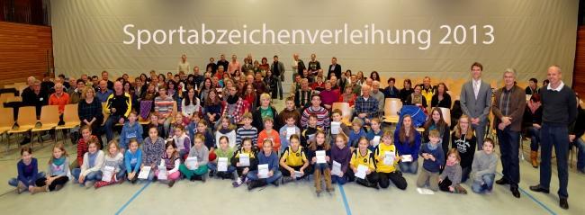 Bild »Sportabzeichenverleihung_2013_09.jpg« aus der Galerie »Sportabzeichenverleihung«