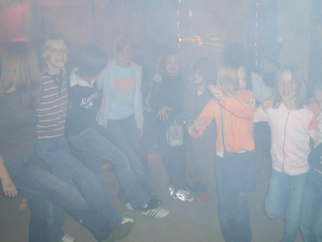 Bild »disco06_040.jpg« aus der Galerie »LFV Jugend: Monsterparty«