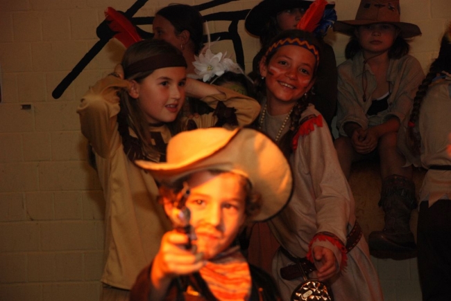 Bild »disco07_005.jpg« aus der Galerie »LFV Jugend: Wild West Party«