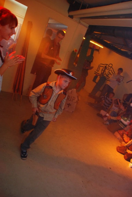 Bild »disco07_015.jpg« aus der Galerie »LFV Jugend: Wild West Party«