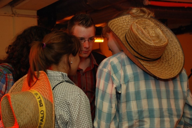 Bild »disco07_020.jpg« aus der Galerie »LFV Jugend: Wild West Party«