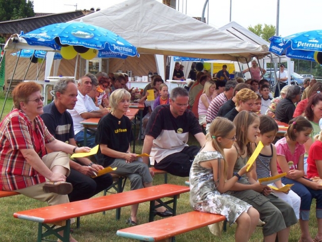 Bild »fami25_083.jpg« aus der Galerie »Familiensportfest«