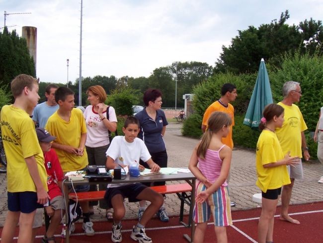 Bild »fami25_111.jpg« aus der Galerie »Familiensportfest«