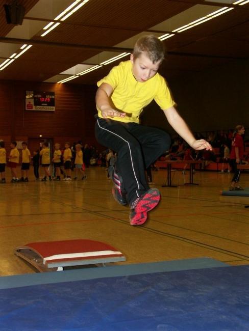 Bild »halle05_37.jpg« aus der Galerie »Schülerhallensportfest«