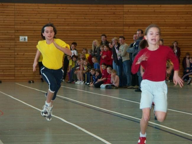 Bild »halle05_51.jpg« aus der Galerie »Schülerhallensportfest«