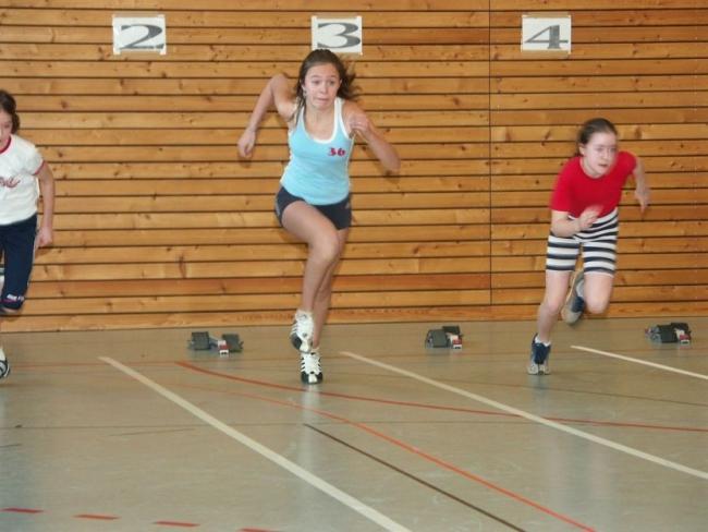 Bild »halle05_55.jpg« aus der Galerie »Schülerhallensportfest«