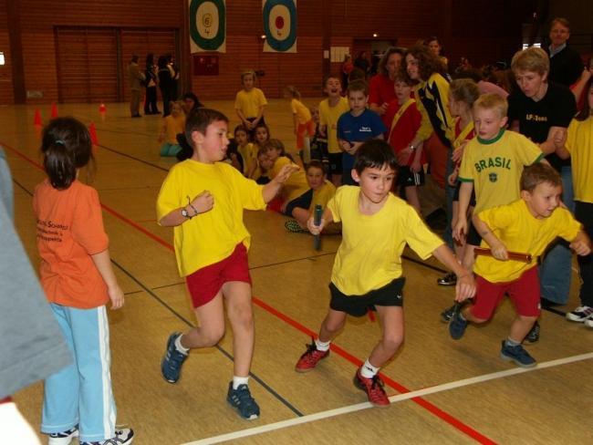 Bild »halle05_61.jpg« aus der Galerie »Schülerhallensportfest«