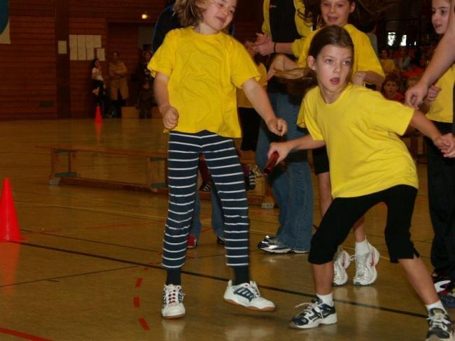 Bild »halle05_65.jpg« aus der Galerie »Schülerhallensportfest«