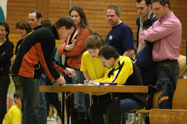 Bild »haspo06_012.jpg« aus der Galerie »Schülerhallensportfest«