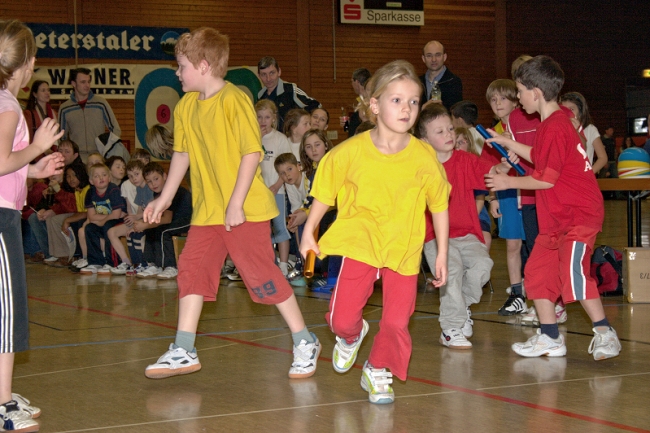 Bild »haspo06_059.jpg« aus der Galerie »Schülerhallensportfest«