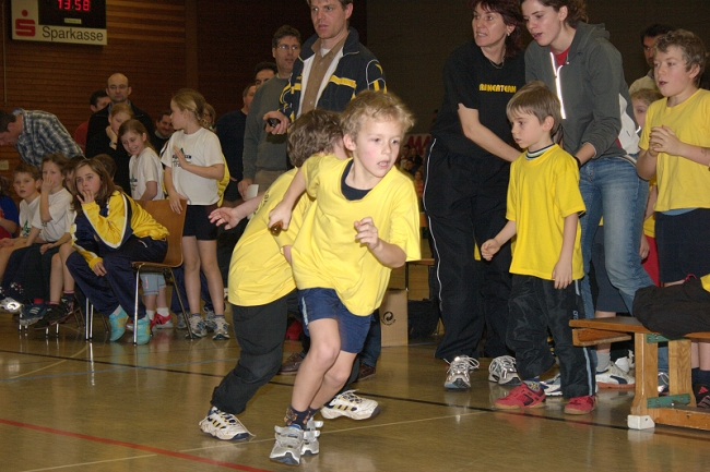 Bild »haspo06_062.jpg« aus der Galerie »Schülerhallensportfest«