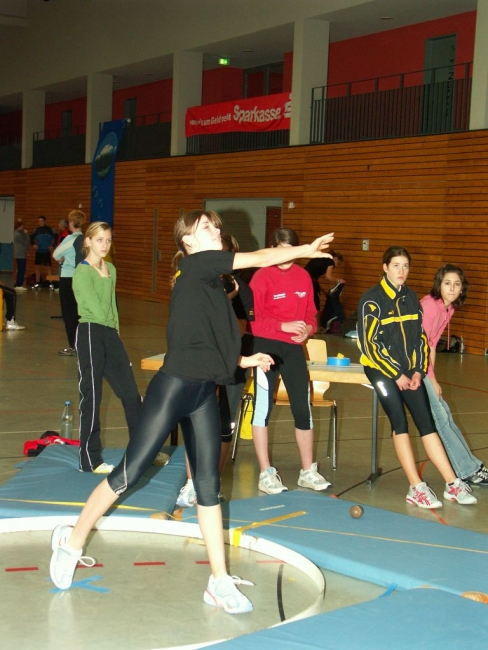 Bild »haspo06_110.jpg« aus der Galerie »Schülerhallensportfest«