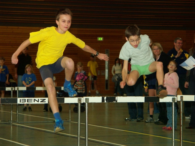 Bild »haspo06_135.jpg« aus der Galerie »Schülerhallensportfest«