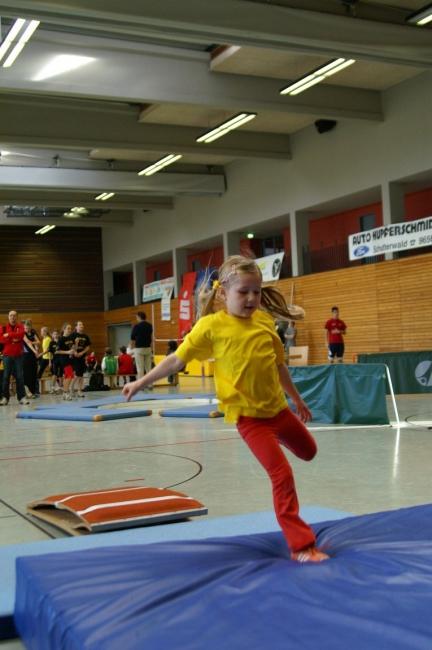 Bild »halle06_100.jpg« aus der Galerie »Hallensportfest«