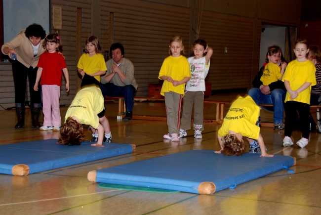 Bild »SchHallSpoFest08_19.JPG« aus der Galerie »Hallensportfest«