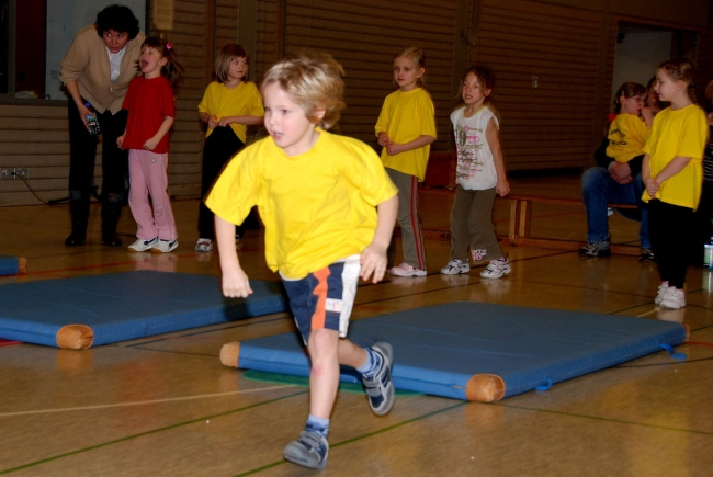 Bild »SchHallSpoFest08_20.JPG« aus der Galerie »Hallensportfest«