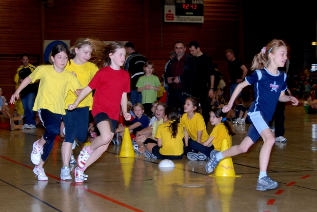 Bild »SchHallSpoFest08_43.JPG« aus der Galerie »Hallensportfest«