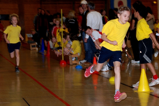 Bild »SchHallSpoFest08_54.JPG« aus der Galerie »Hallensportfest«