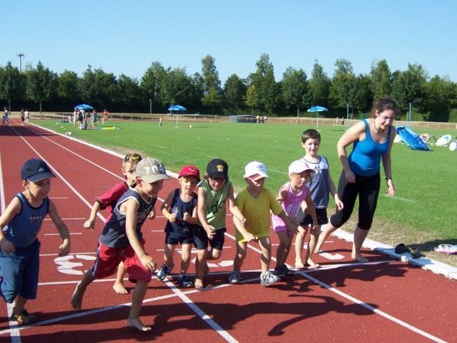 Bild »ksf06_008.jpg« aus der Galerie »Kindersportfest Juli«