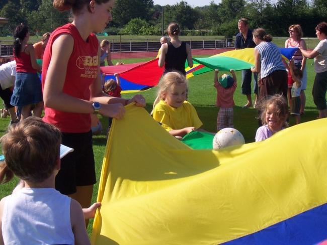 Bild »ksport05_02.jpg« aus der Galerie »Kindersportfest«