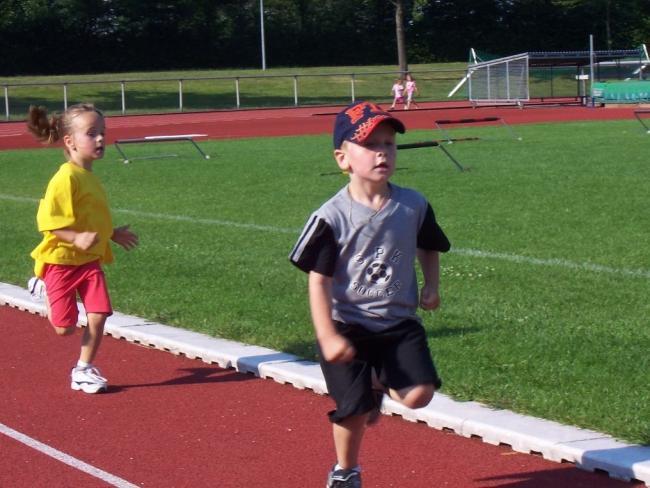 Bild »ksport05_43.jpg« aus der Galerie »Kindersportfest«