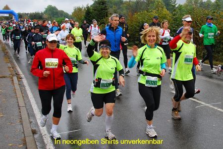 In neongelben Shirts unverkennbar In neongelben Shirts unverkennbar